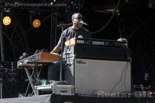 ROBERT GLASPER - 2022-08-27 - SAINT CLOUD - Domaine National - Scene de la Cascade - 